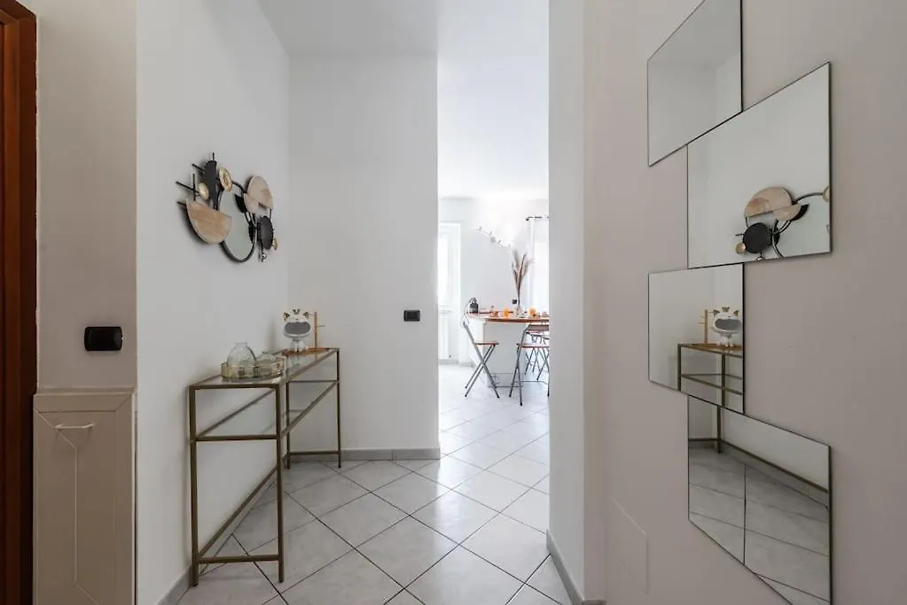 Nuovissima Dimora Con Terrazzino Lägenhet Milano Italien