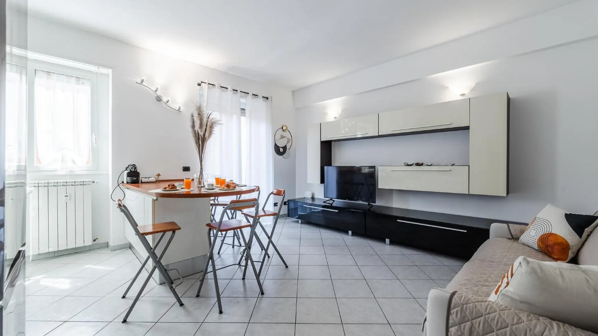 Nuovissima Dimora Con Terrazzino Lägenhet Milano